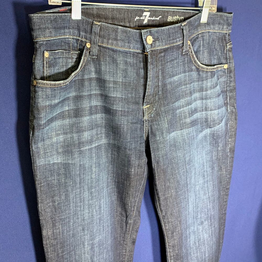 7 For All Mankind Austyn Jean in Los Angeles Dark - Picture 2 of 7